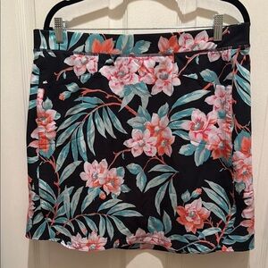 Tribal floral Women's Skort - Black and Pink